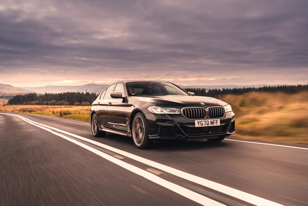 Buying a Car: Pro’s and Con’s of a Sedan