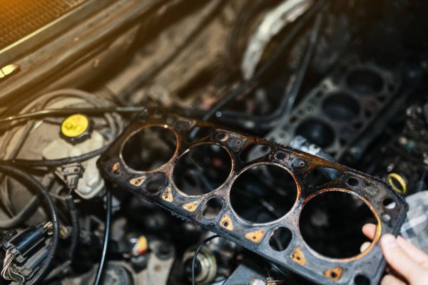 What happens if my car’s head gasket blows?