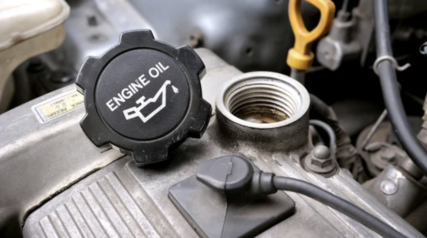 Expert’s guide to choosing the best engine oil for your car