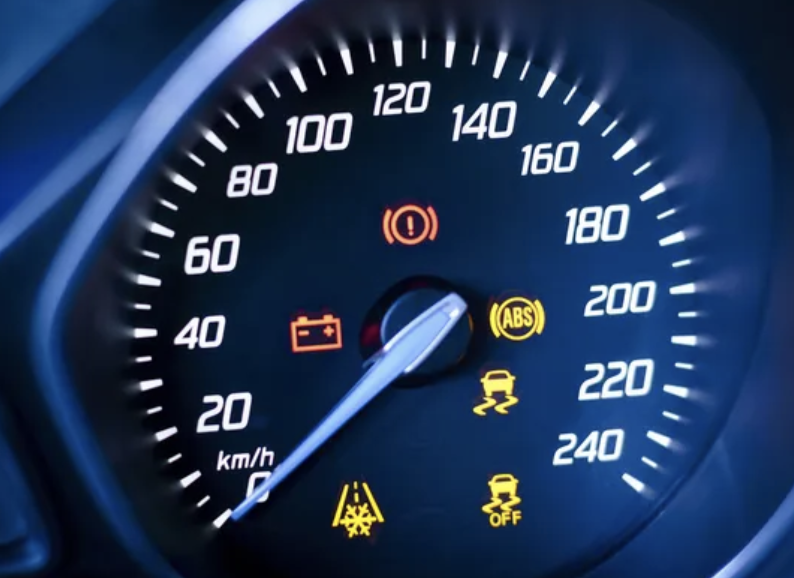 Expert’s guide to *that* battery light on your dashboard