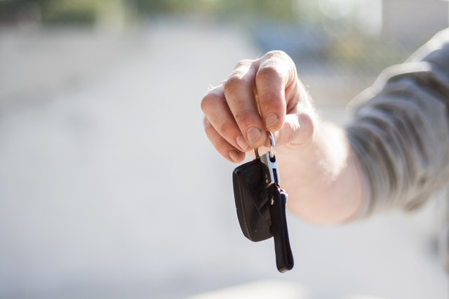 5 methods car dealers use to get top dollar